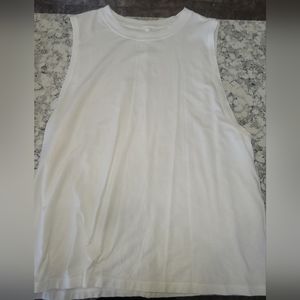 Lululemon muscle tee